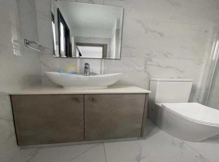 Image No.23-Villa de 5 chambres à vendre à Germasogeia