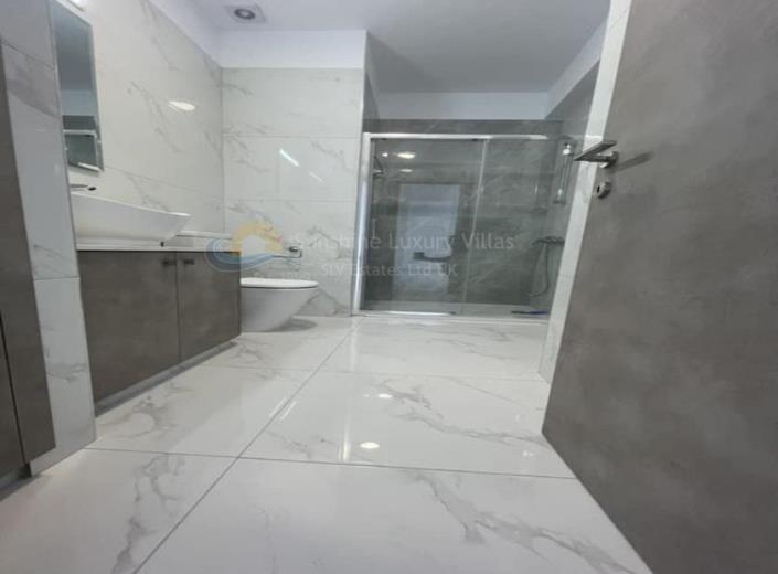 Image No.26-Villa de 5 chambres à vendre à Germasogeia