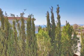 Image No.2-Villa de 4 chambres à vendre à Agios Georgios