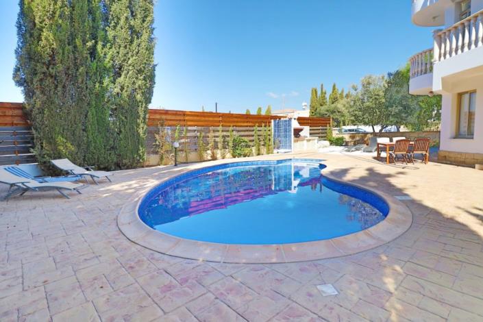 Image No.33-Villa de 4 chambres à vendre à Agios Georgios