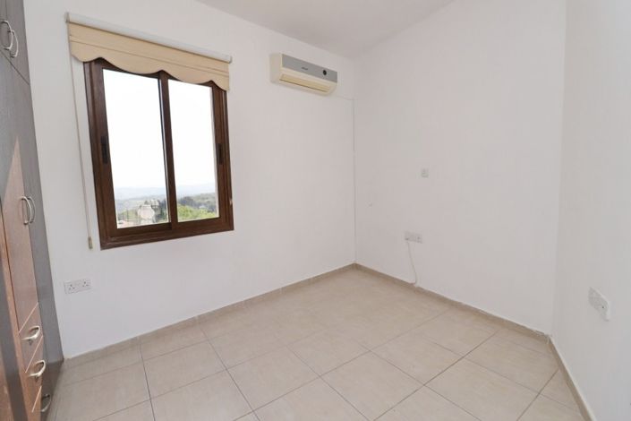Image No.14-2 Bed Townhouse for sale