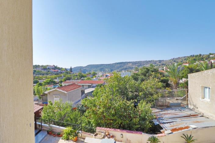 Image No.40-2 Bed Townhouse for sale