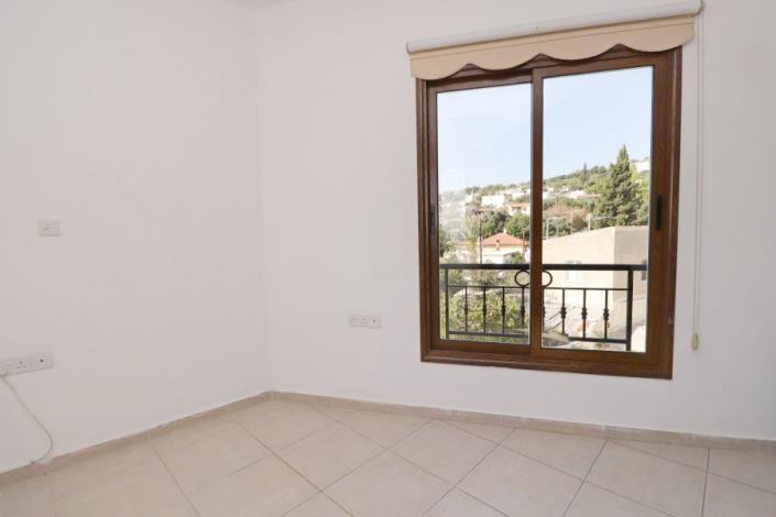 Image No.45-2 Bed Townhouse for sale