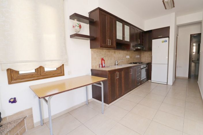 Image No.9-2 Bed Townhouse for sale