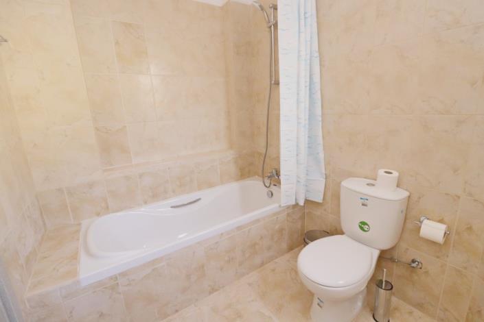 Image No.20-Villa de 5 chambres à vendre à Peyia