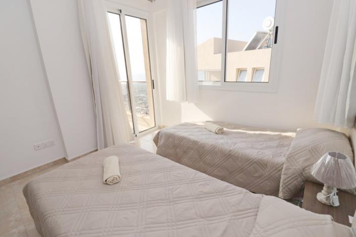 Image No.22-Villa de 5 chambres à vendre à Peyia