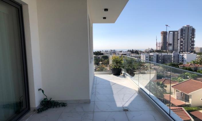 Image No.11-Appartement de 2 chambres à vendre à Germasogeia