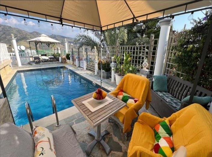 Image No.2-3 Bed House/Villa for sale