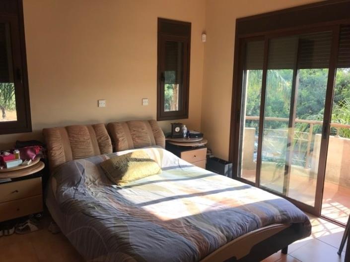 Image No.2-4 Bed House/Villa for sale