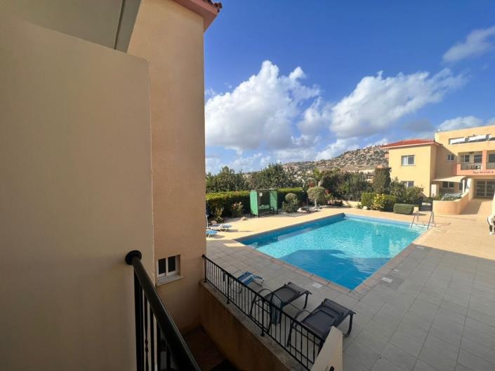 Image No.2-Appartement de 2 chambres à vendre à Peyia