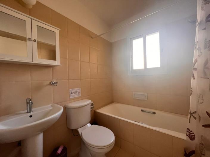 Image No.10-Appartement de 2 chambres à vendre à Peyia