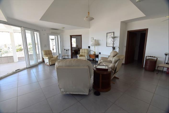 Image No.51-Villa de 5 chambres à vendre à Limassol