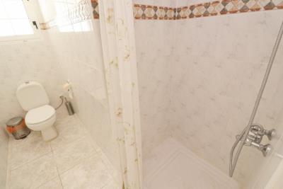 48032-bungalow-for-sale-in-coral-bay_full