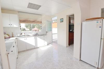 48038-bungalow-for-sale-in-coral-bay_full