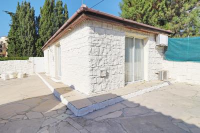 48049-bungalow-for-sale-in-coral-bay_full