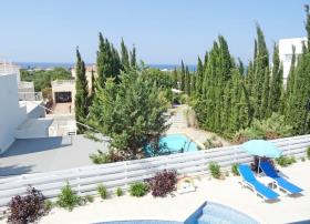 Image No.21-Villa de 4 chambres à vendre à Agios Georgios