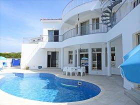 Image No.24-Villa de 4 chambres à vendre à Agios Georgios