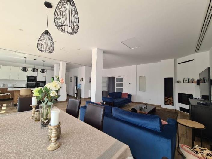 Image No.17-4 Bed House/Villa for sale