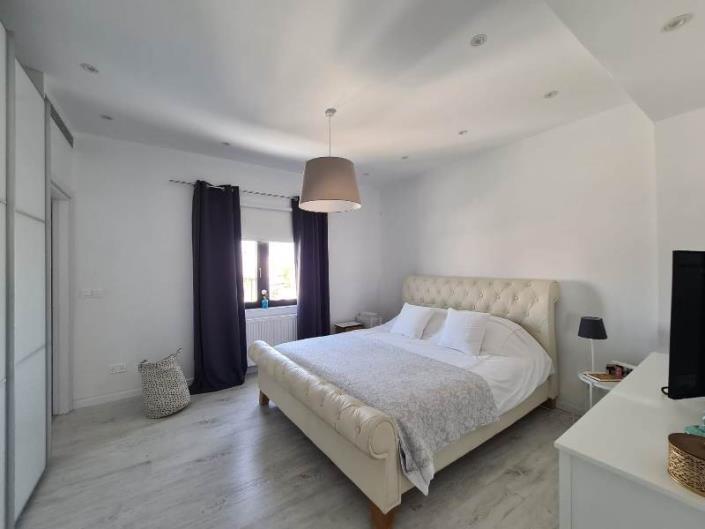 Image No.24-4 Bed House/Villa for sale