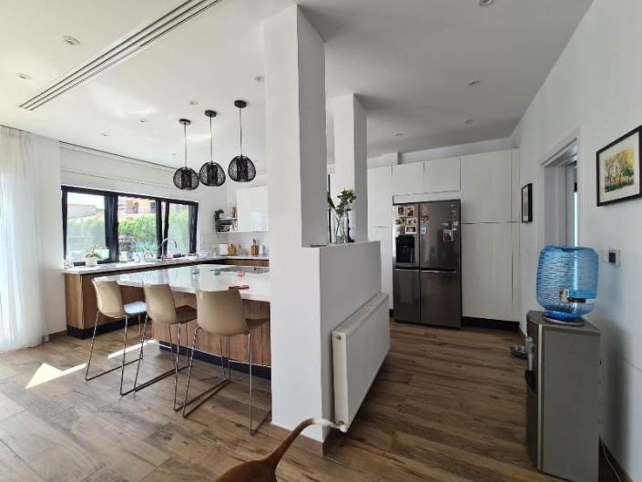 Image No.38-4 Bed House/Villa for sale