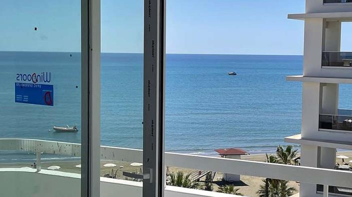 Image No.1-Appartement de 2 chambres à vendre à Makenzie Beach