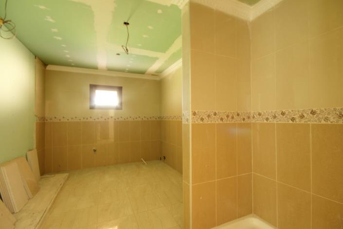 Image No.12-4 Bed Bungalow for sale