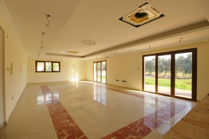 Image No.18-4 Bed Bungalow for sale