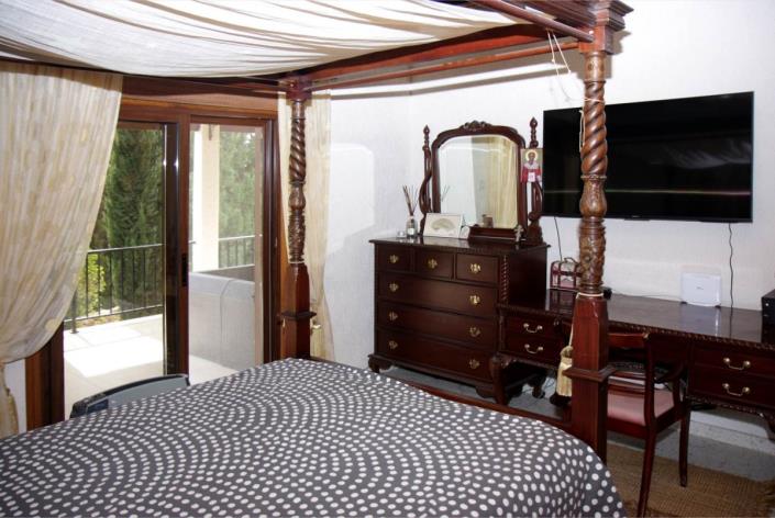 Image No.13-4 Bed House/Villa for sale