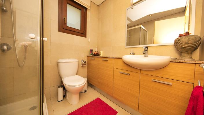 Image No.10-3 Bed Apartment for sale