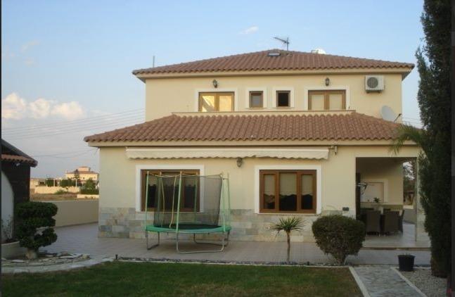Image No.1-Villa de 4 chambres à vendre à Aradippou