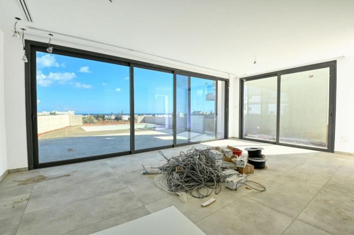 Image No.6-5 Bed House/Villa for sale