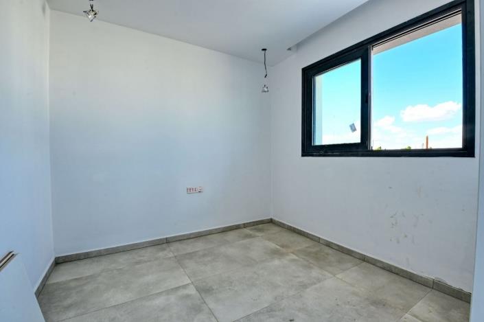 Image No.8-5 Bed House/Villa for sale