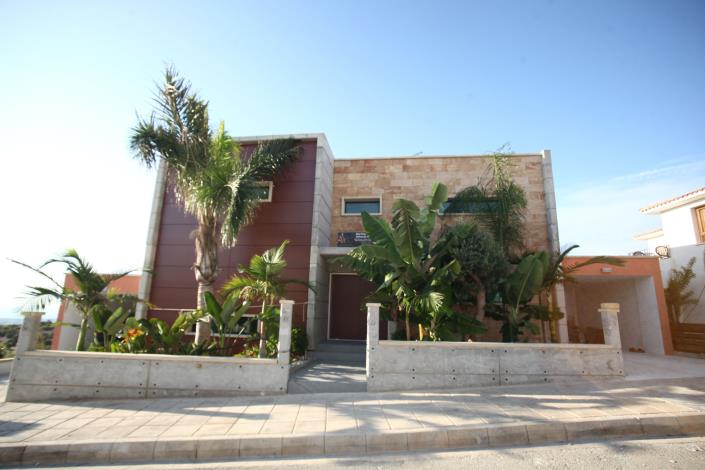 Image No.1-6 Bed House/Villa for sale