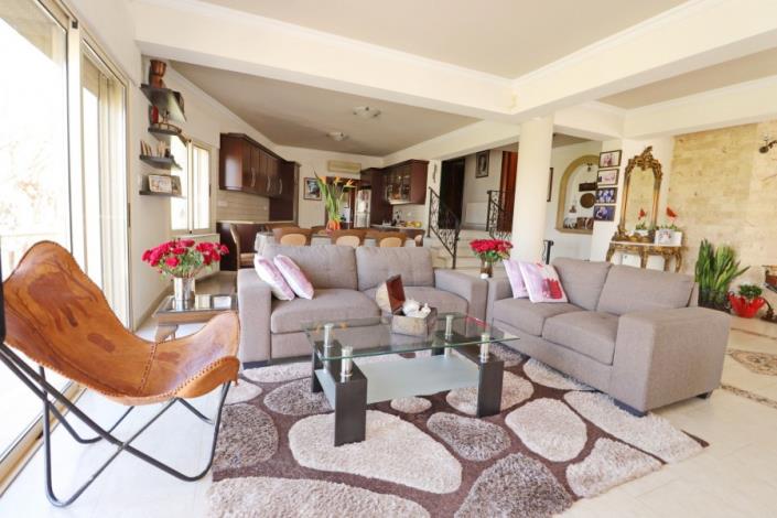 Image No.7-4 Bed Bungalow for sale