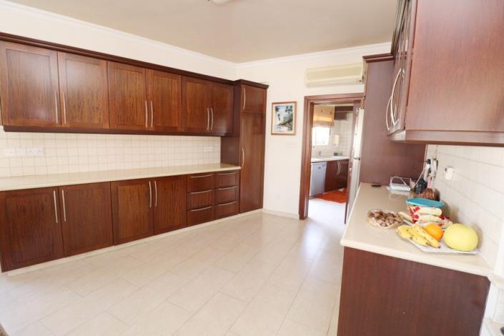 Image No.13-4 Bed Bungalow for sale