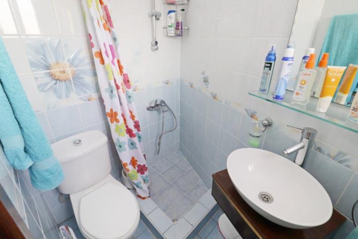 Image No.18-4 Bed Bungalow for sale