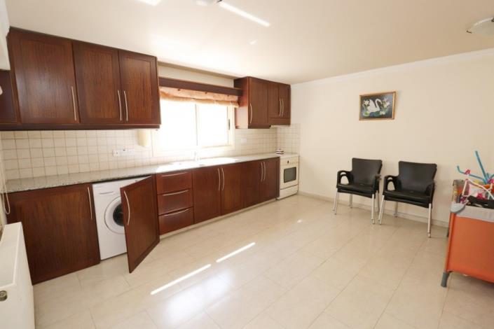 Image No.26-4 Bed Bungalow for sale