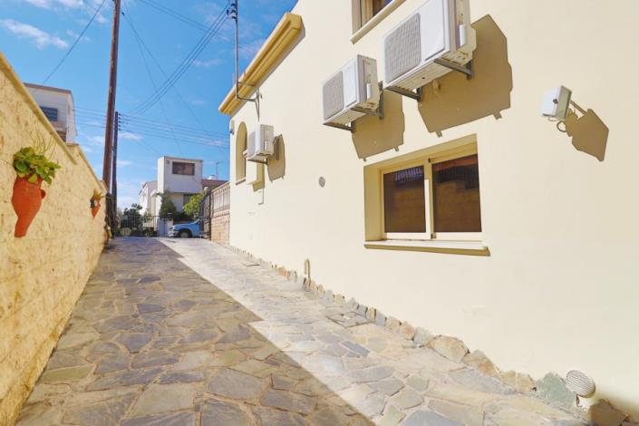 Image No.30-4 Bed Bungalow for sale