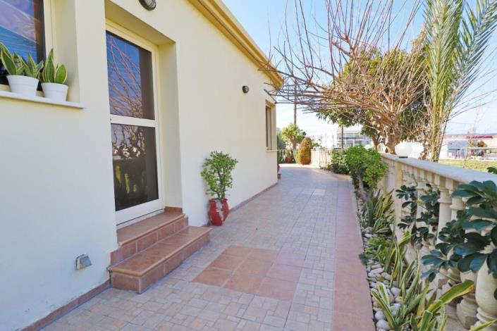 Image No.34-4 Bed Bungalow for sale