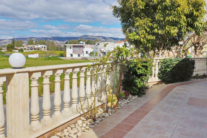 Image No.38-4 Bed Bungalow for sale