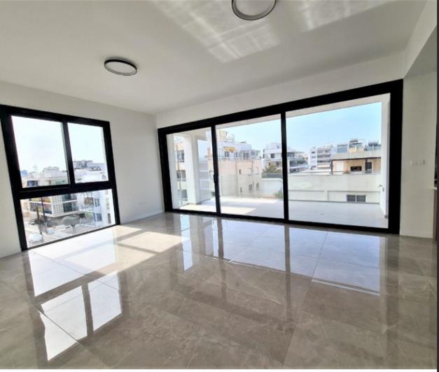 Image No.1-Appartement de 3 chambres à vendre à Mesa Geitonia