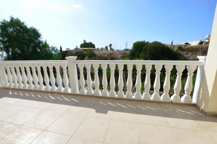 Image No.65-3 Bed Villa for sale