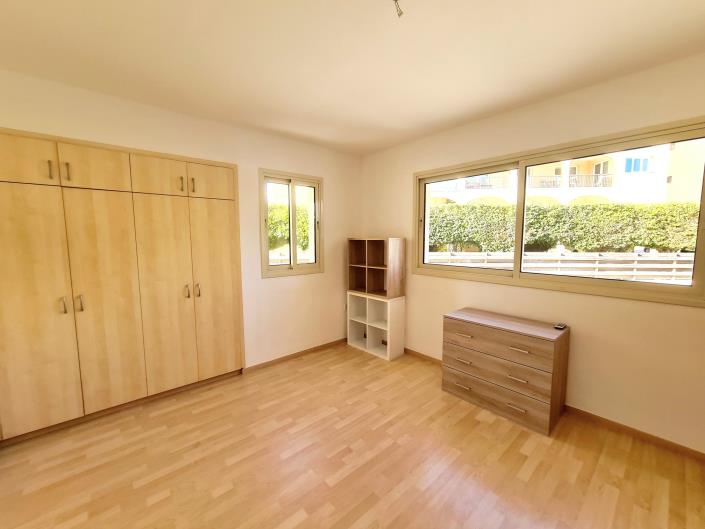 Image No.10-Appartement de 2 chambres à vendre à Mouttagiaka