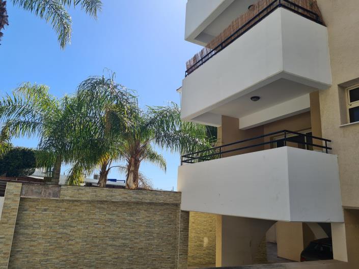 Image No.19-Appartement de 2 chambres à vendre à Mouttagiaka