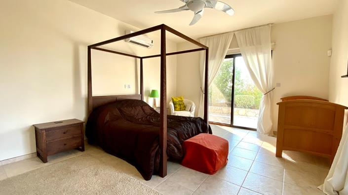 Image No.10-Maison / Villa de 4 chambres à vendre à Aphrodite Hills