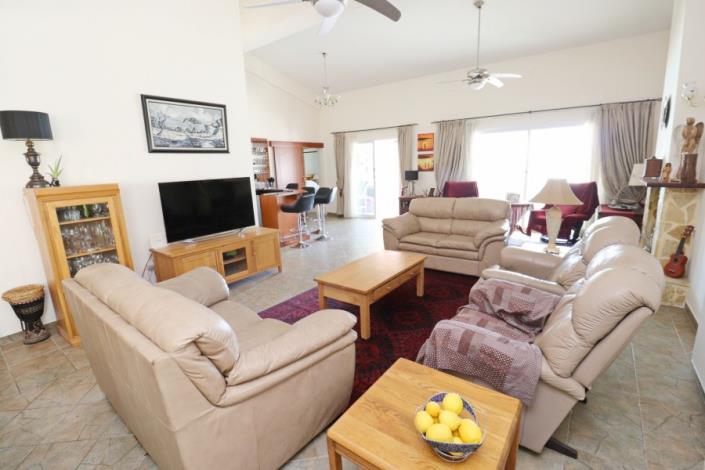 Image No.10-3 Bed Bungalow for sale