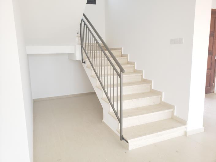 Image No.10-4 Bed House/Villa for sale