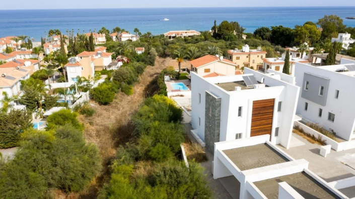 Image No.1-5 Bed House/Villa for sale