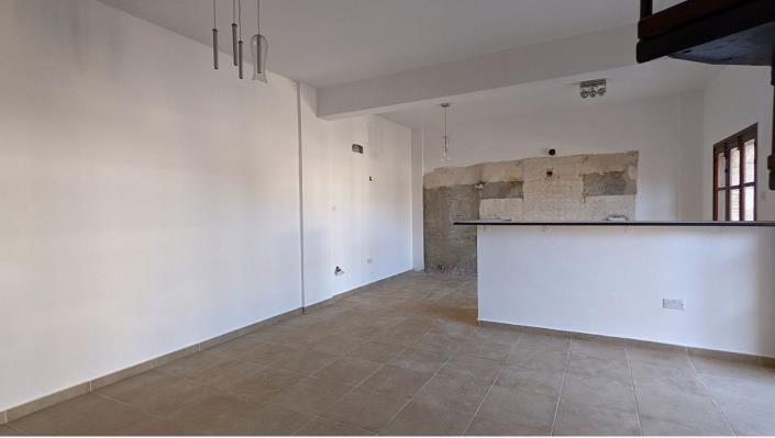 Image No.3-Maison / Villa de 3 chambres à vendre à Stroumpi