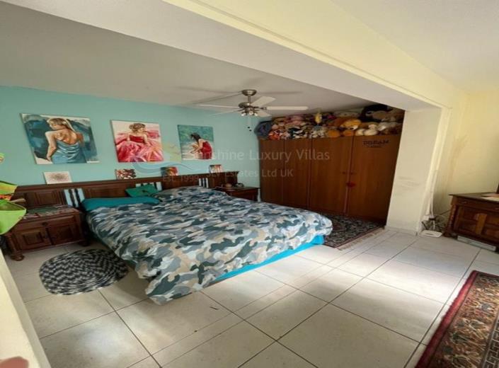 Image No.13-4 Bed Bungalow for sale